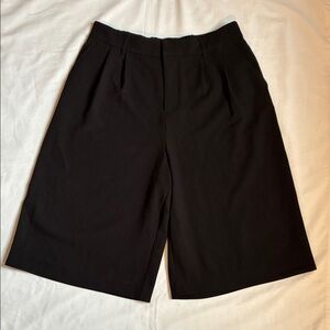 SO Black Skimmer Shorts Size L Wide Leg High Rise